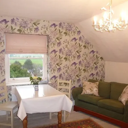 Hotel The Mount Royale 3*
