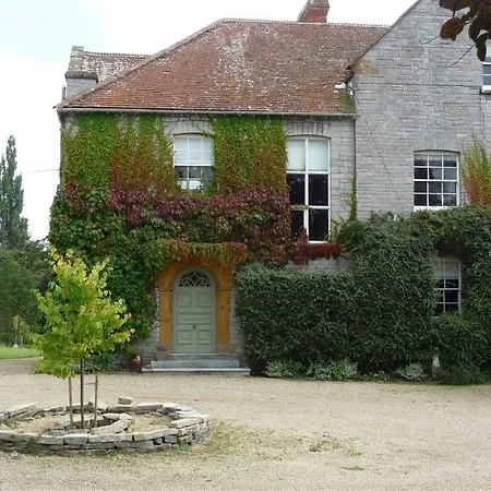 The Mount Royale Hotel